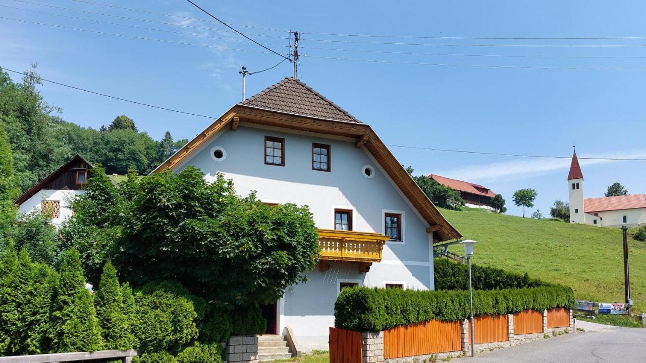 Malerisches Bauernhaus Lieserhofen Exterior foto